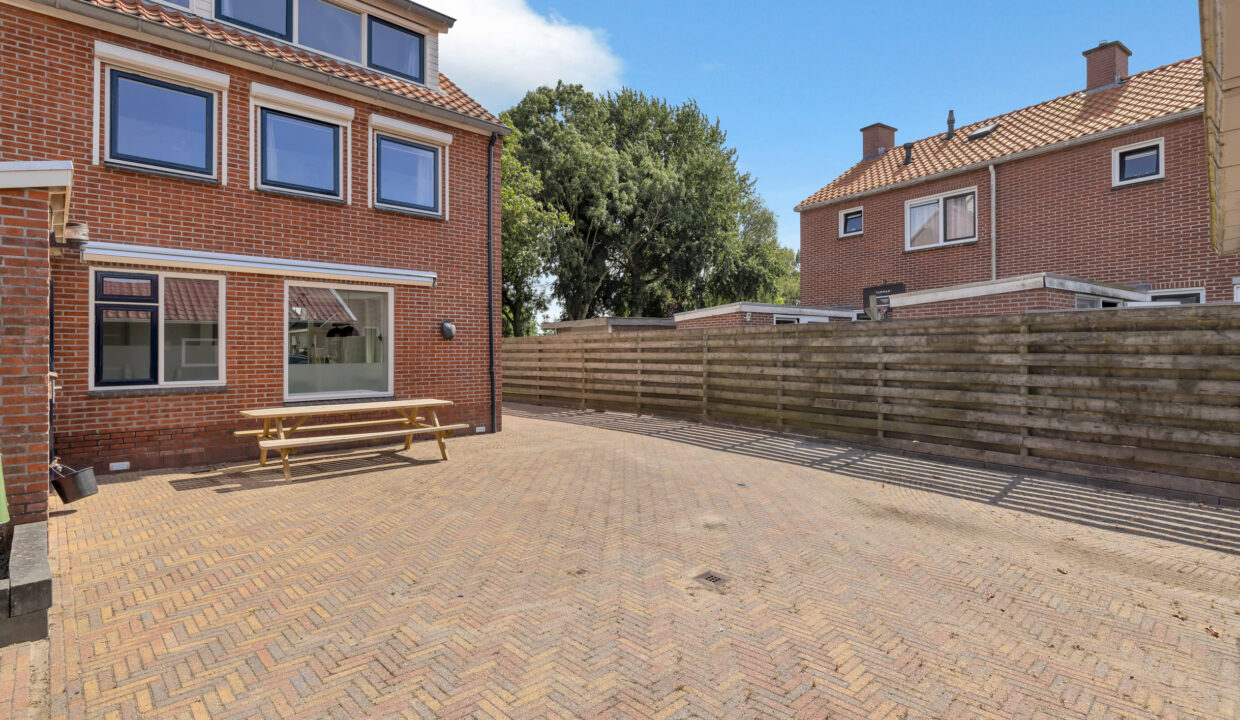 08-Achtertuin-05