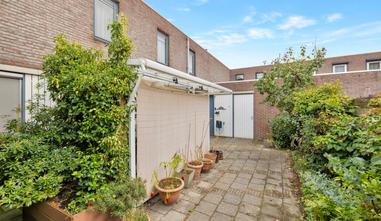 09-Achtertuin-04